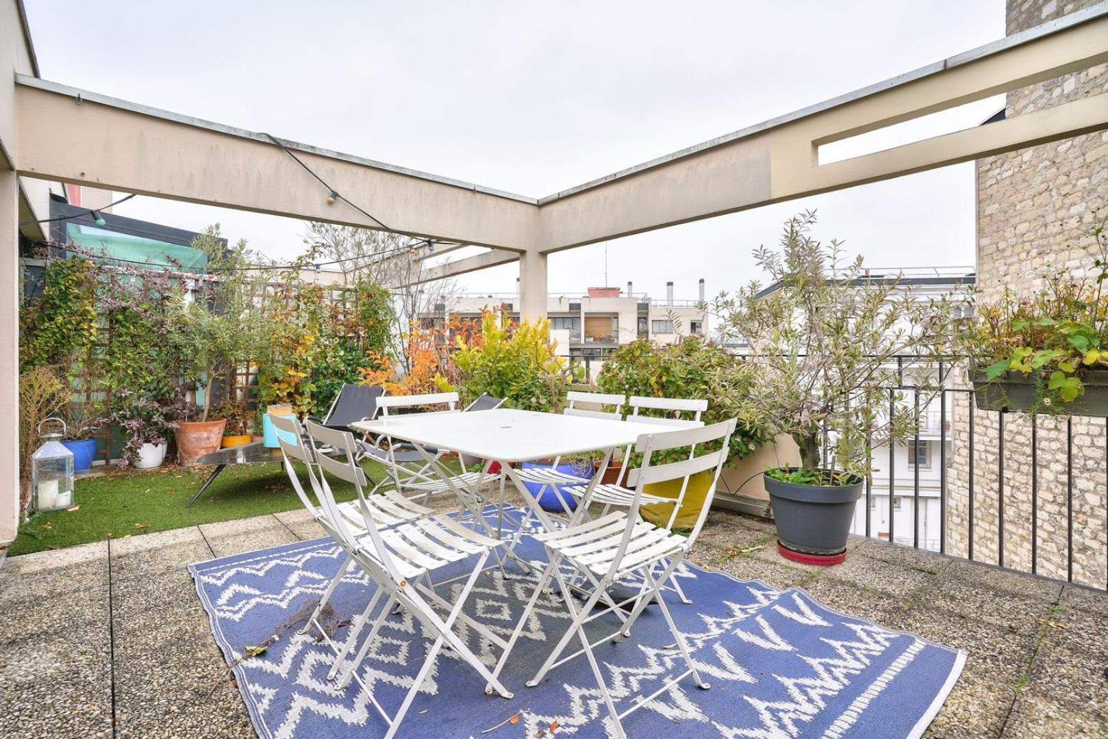 Guestready - Apt Confortable Avec Terrasse Au 18E Paris Ngoại thất bức ảnh